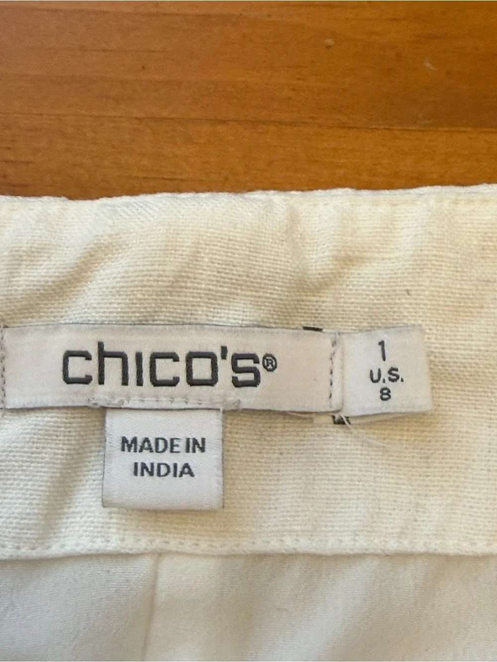 Chicos Linen Button Vest Size 1- L White Coastal Resort Vacation Ethereal Chic